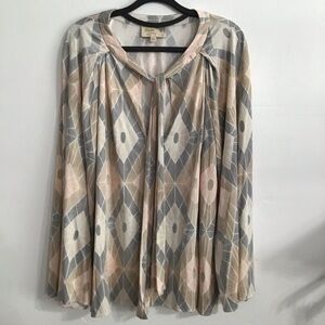 Elizabeth and James 100% silk tunic laggin look size L top